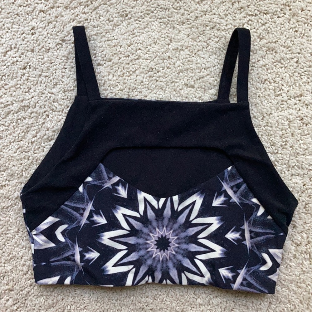 Wolven Threads 4-way Raina top